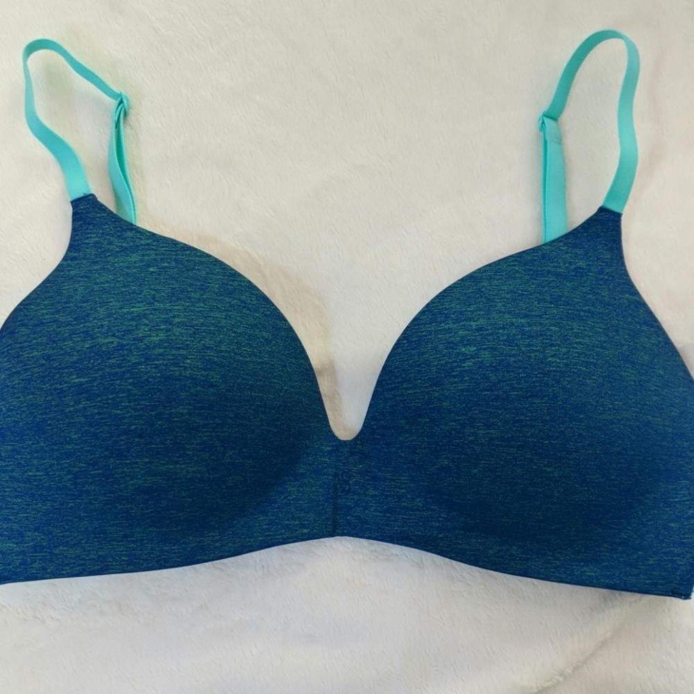 Bundle - Wireless Vs Bras - image 2